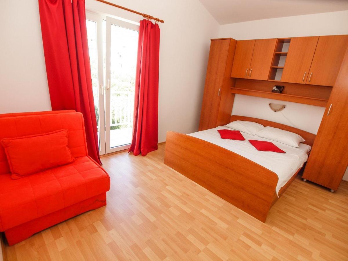 Apartments Zora Тучепи Екстер'єр фото
