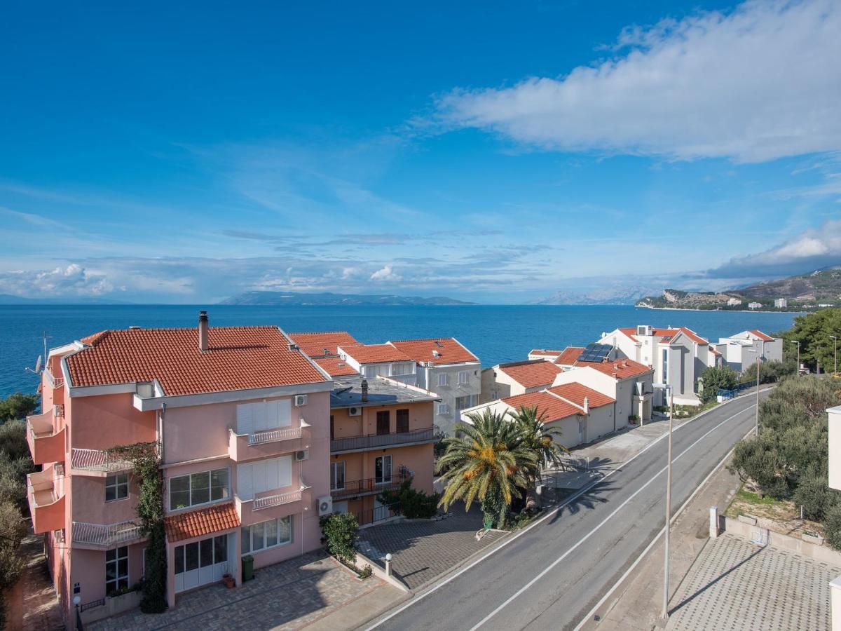 Apartments Zora Тучепи Екстер'єр фото